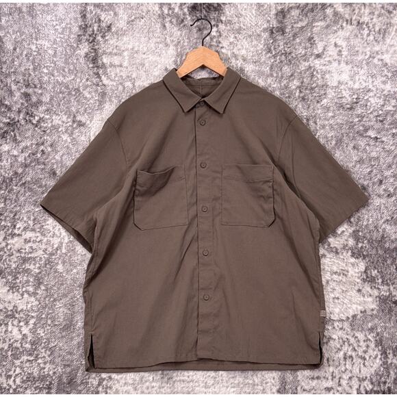 Lululemon Relaxed Fit Button Up Shirt Large Mens Short Sleeve Olive Green - Picture 1 of 7